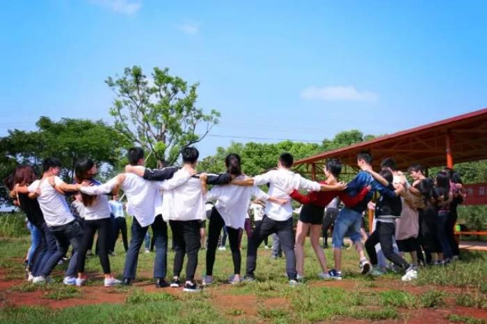 1631864169(1) 1631864169(1)